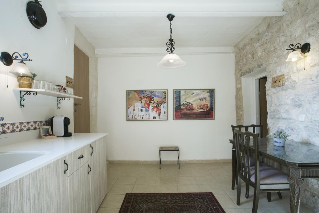 Hotel Avney Hahoshen Safed Exteriér fotografie