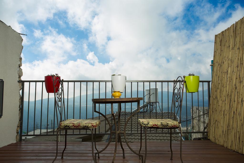 Hotel Avney Hahoshen Safed Exteriér fotografie